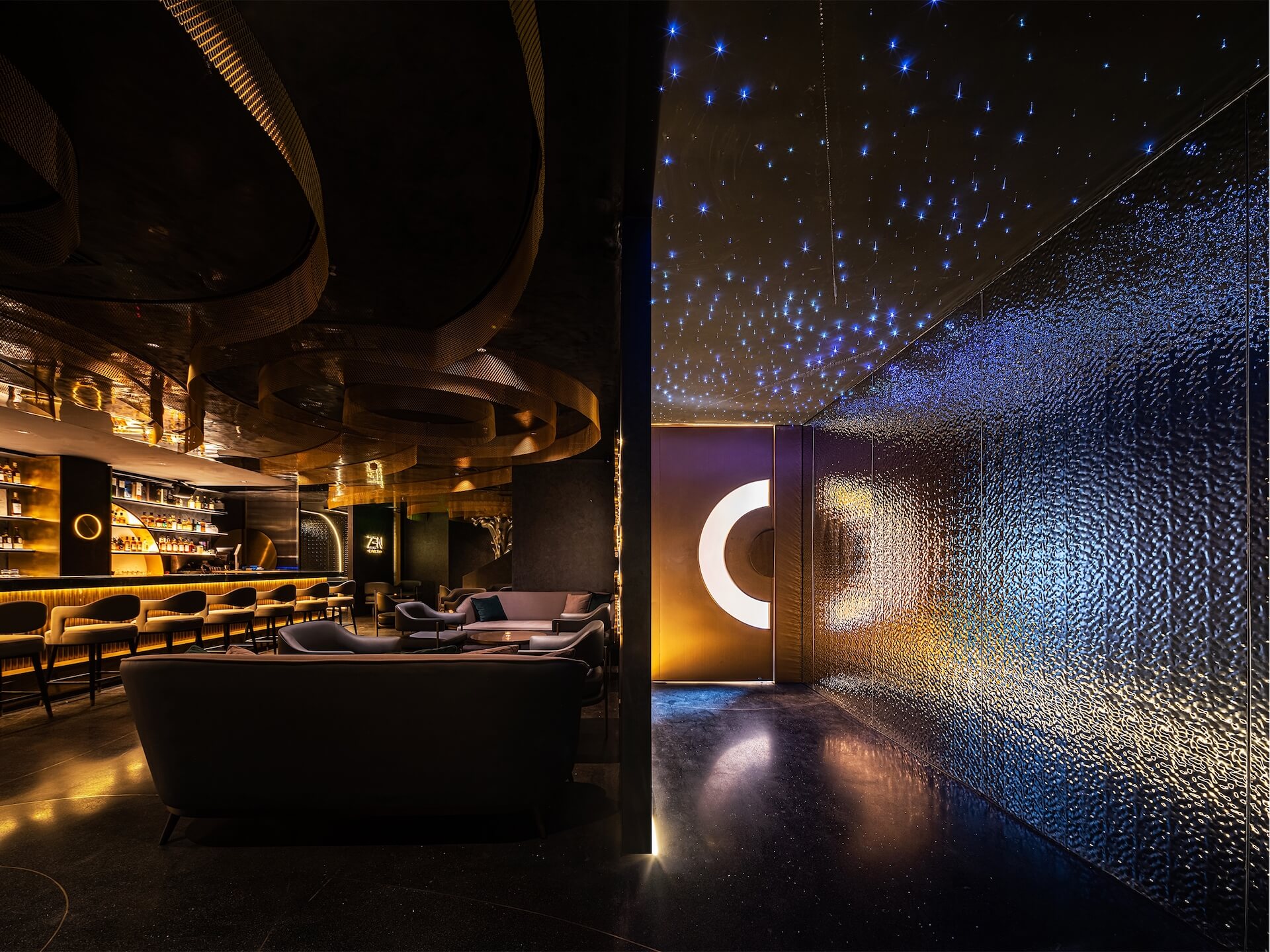 Zen Bar, Gold in Interior Design Restaurants and Bars IDA 2021